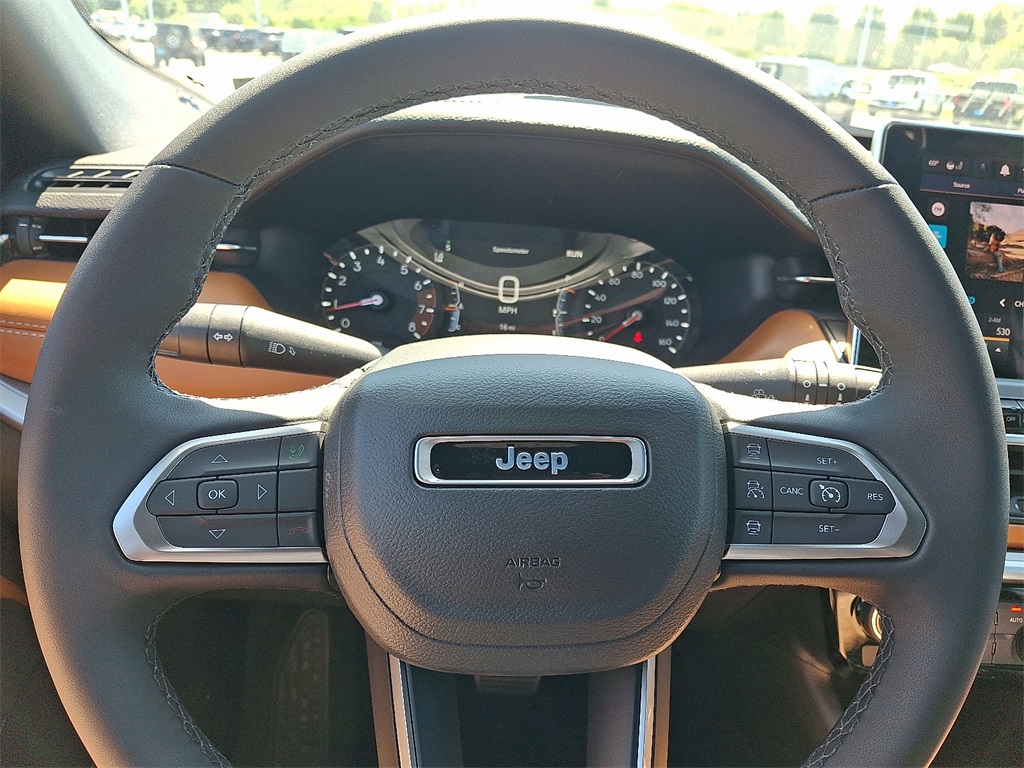 2025 Jeep Compass Limited - Photo 15
