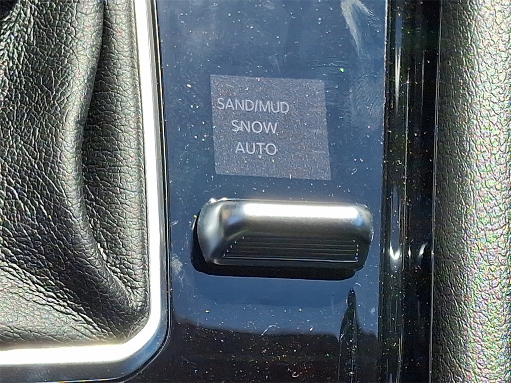 2025 Jeep Compass Limited - Photo 17