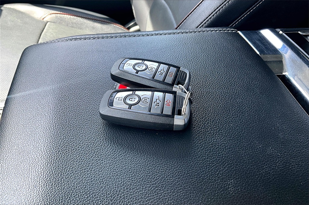 2022 Ford F-150 Lariat - Photo 11