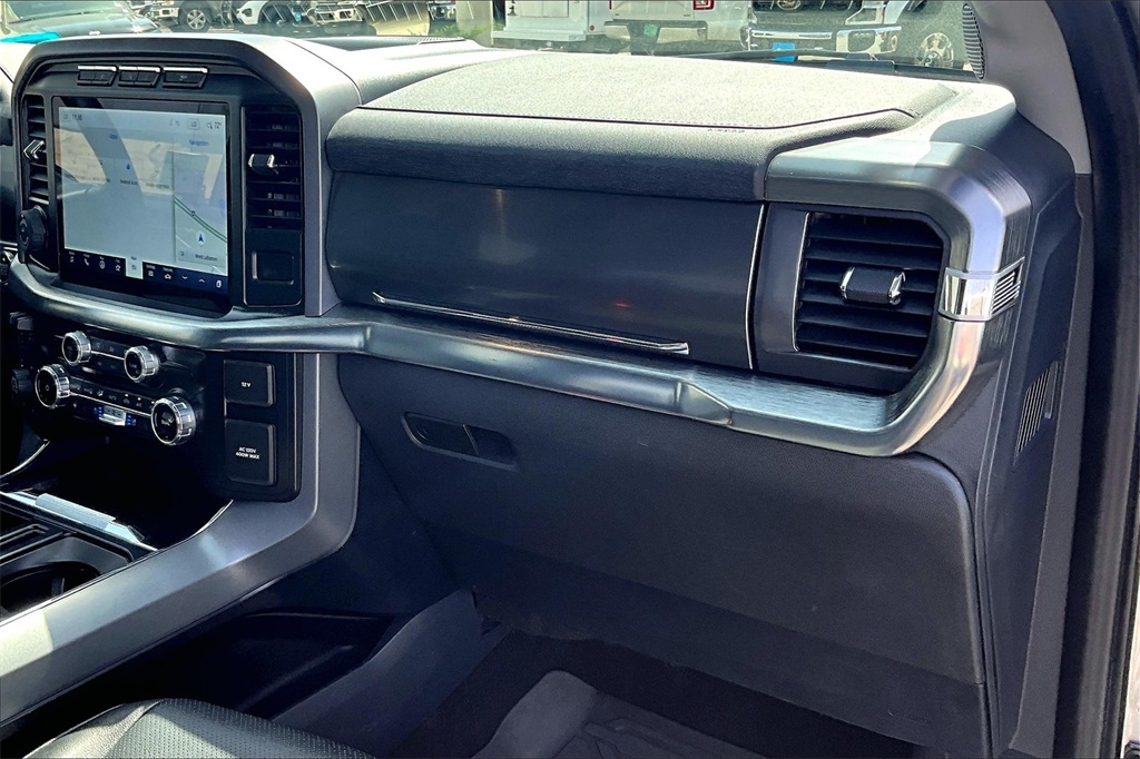 2022 Ford F-150 Lariat - Photo 17
