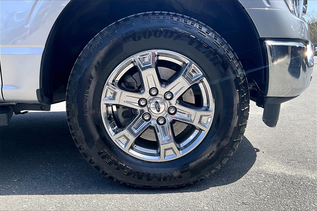 2022 Ford F-150 Lariat - Photo 9