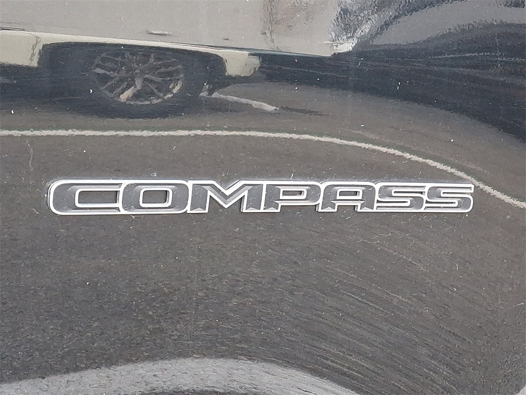 2022 Jeep Compass Latitude - Photo 10