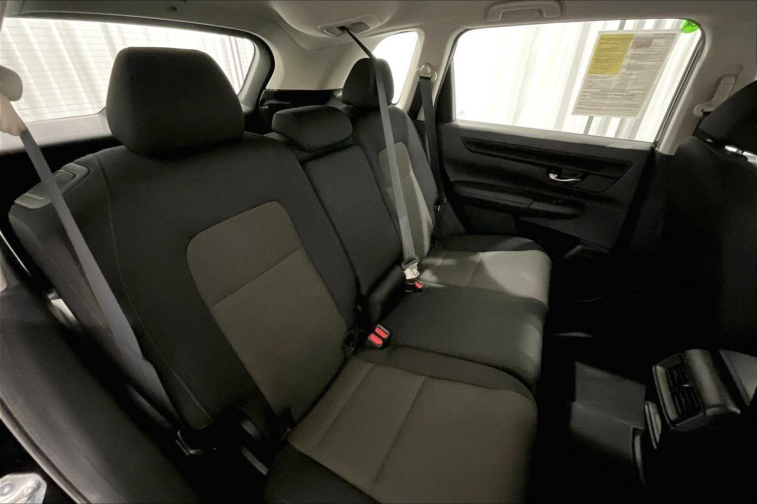 2023 Honda CR-V LX - Photo 16