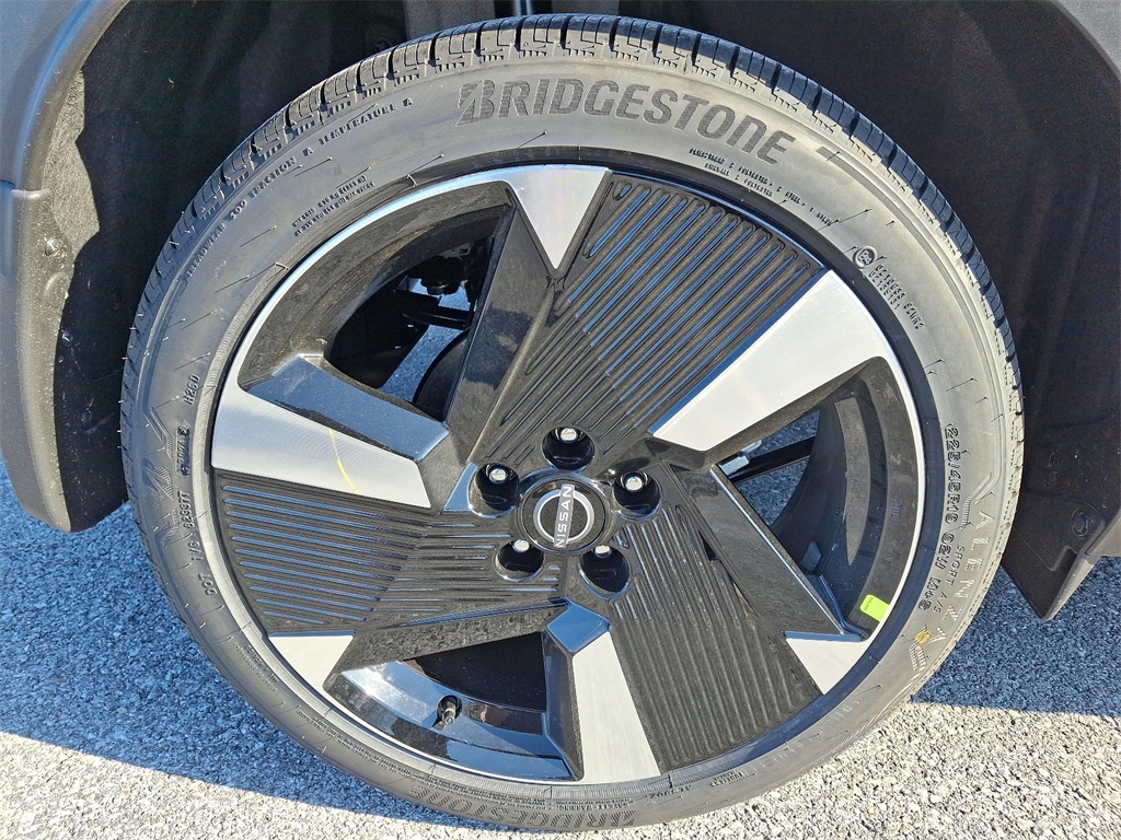 2025 Nissan Kicks SR - Photo 5