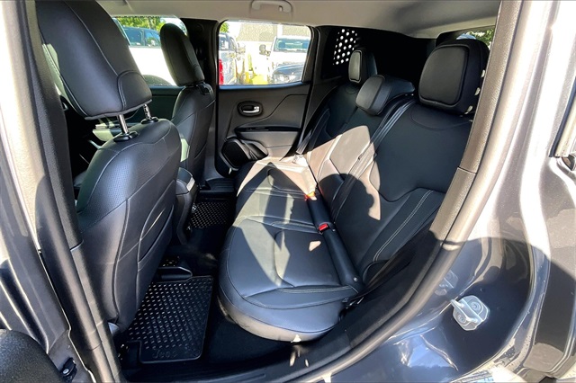 2022 Jeep Renegade Limited - Photo 21