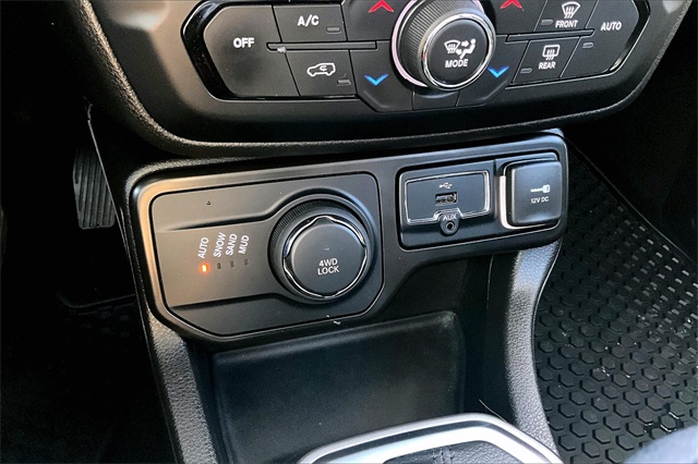 2022 Jeep Renegade Limited - Photo 27