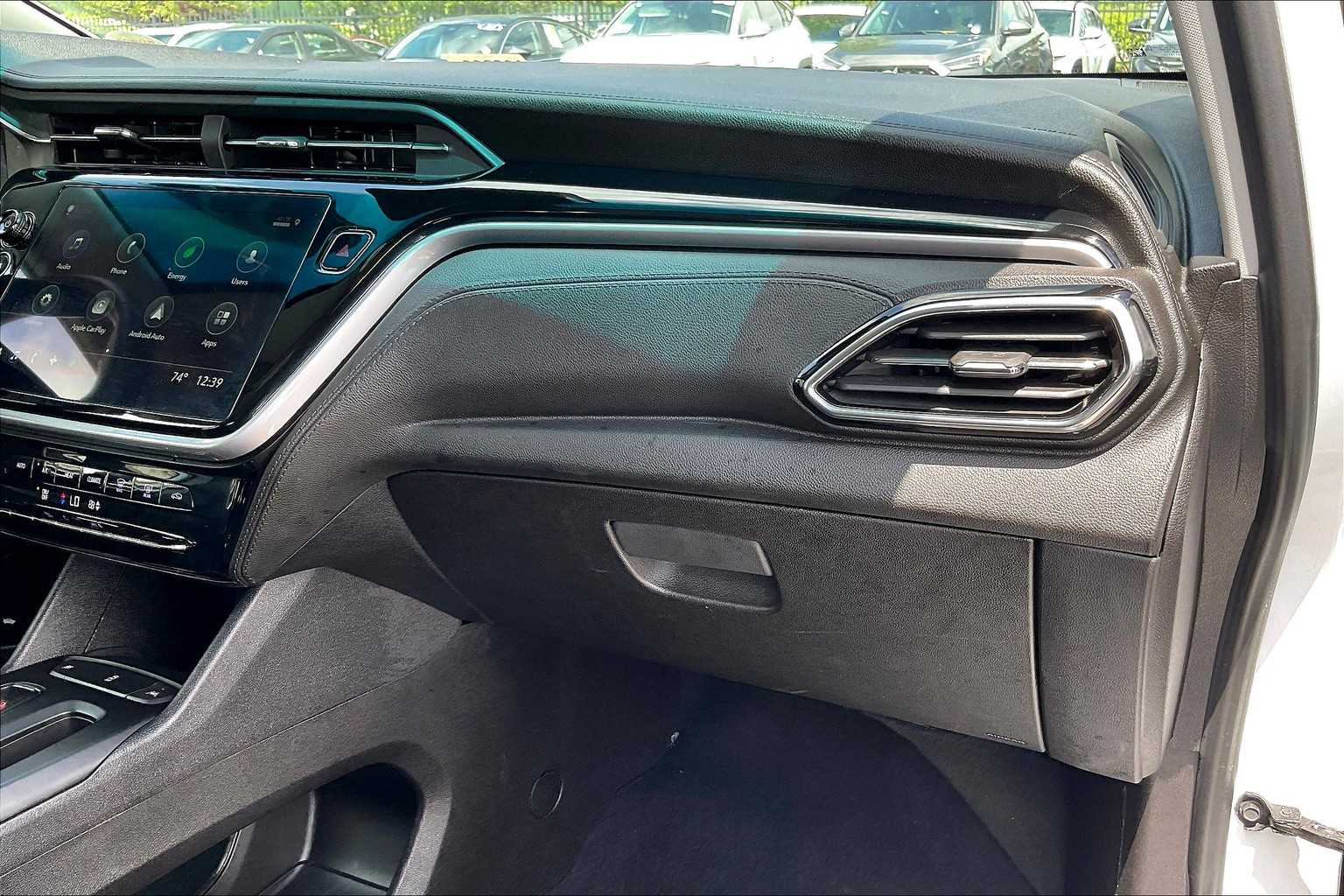 2023 Chevrolet Bolt EV 1LT - Photo 13
