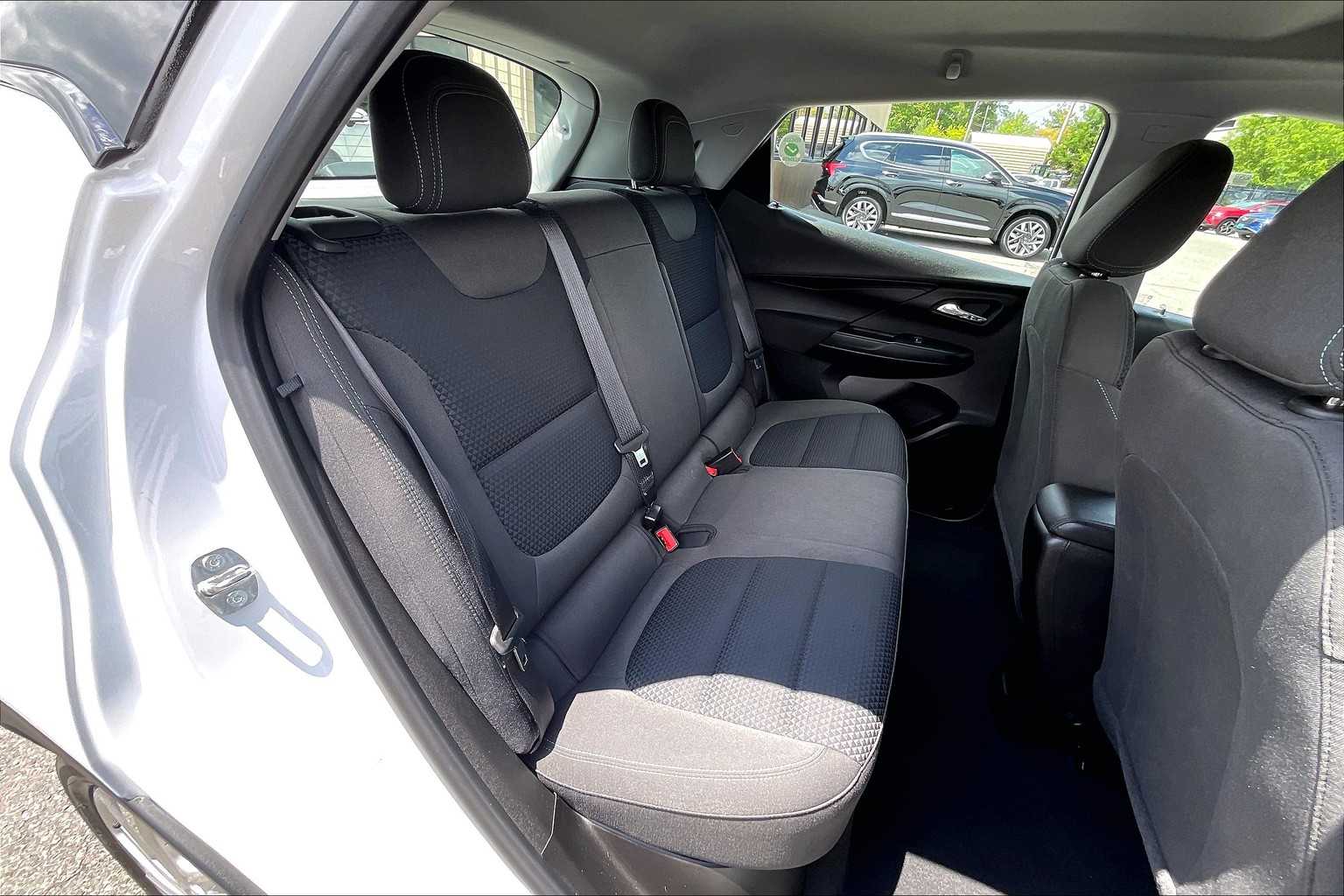 2023 Chevrolet Bolt EV 1LT - Photo 16