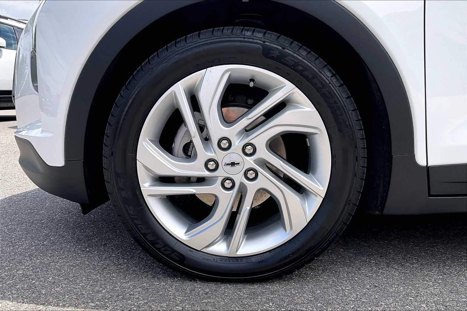 2023 Chevrolet Bolt EV 1LT - Photo 7