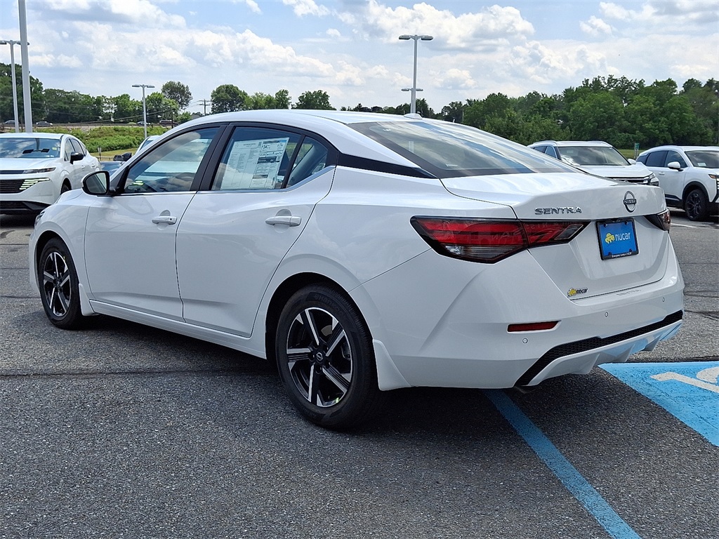 2025 Nissan Sentra SV - Photo 3