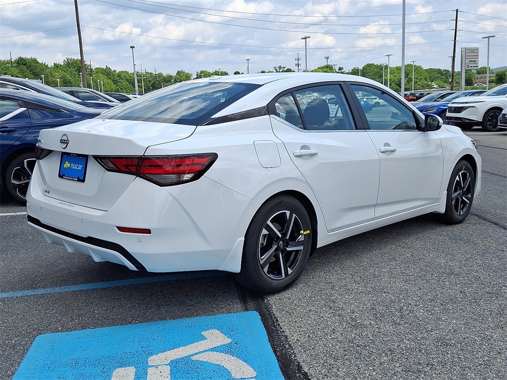 2025 Nissan Sentra SV - Photo 4