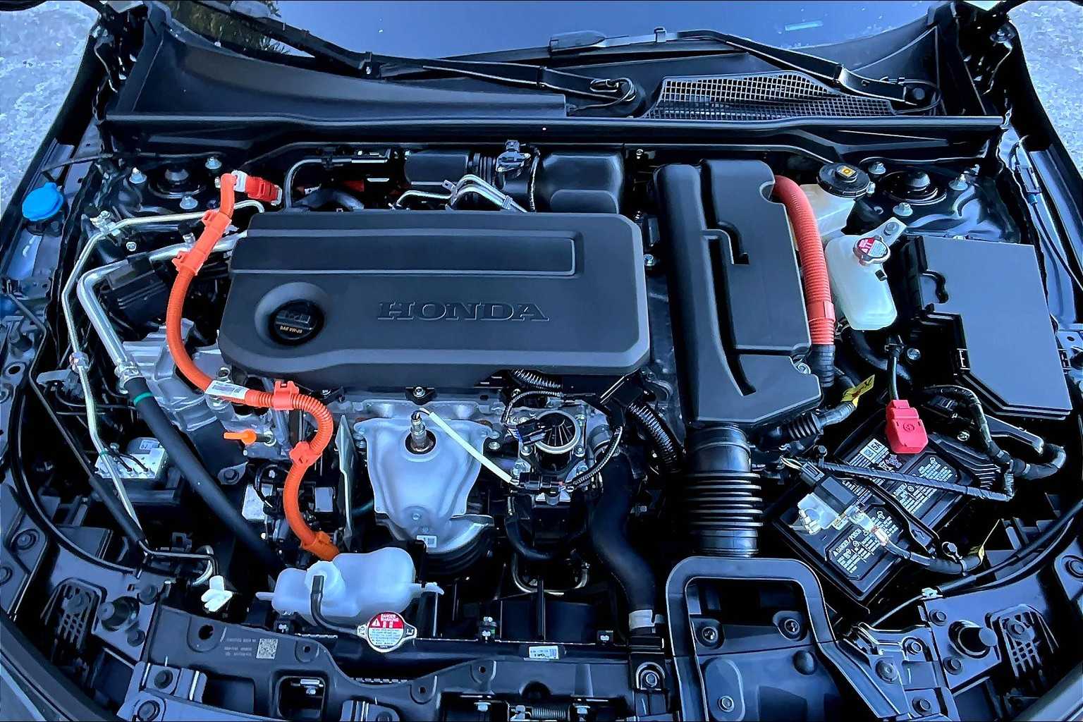 2025 Honda Civic Hybrid Sport - Photo 16