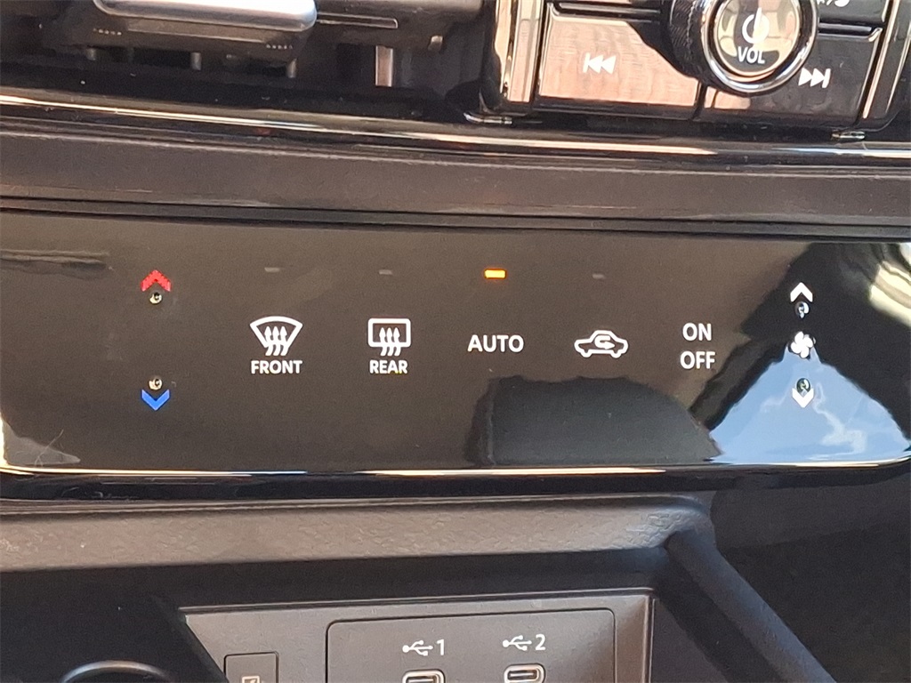 2025 Nissan Kicks SR - Photo 11
