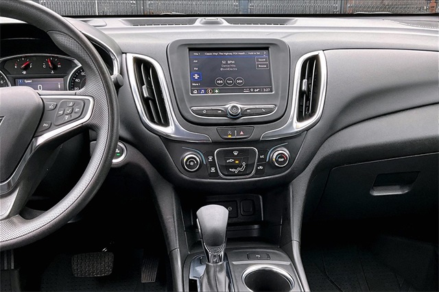 2023 Chevrolet Equinox LT - Photo 11