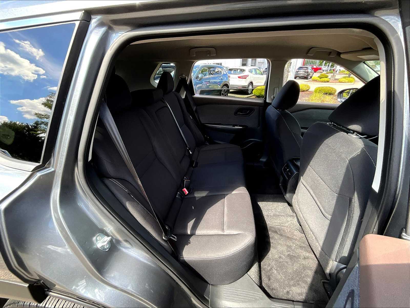 2023 Nissan Rogue S - Photo 16