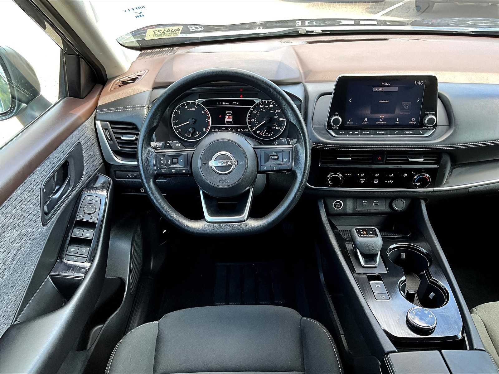 2023 Nissan Rogue S - Photo 17