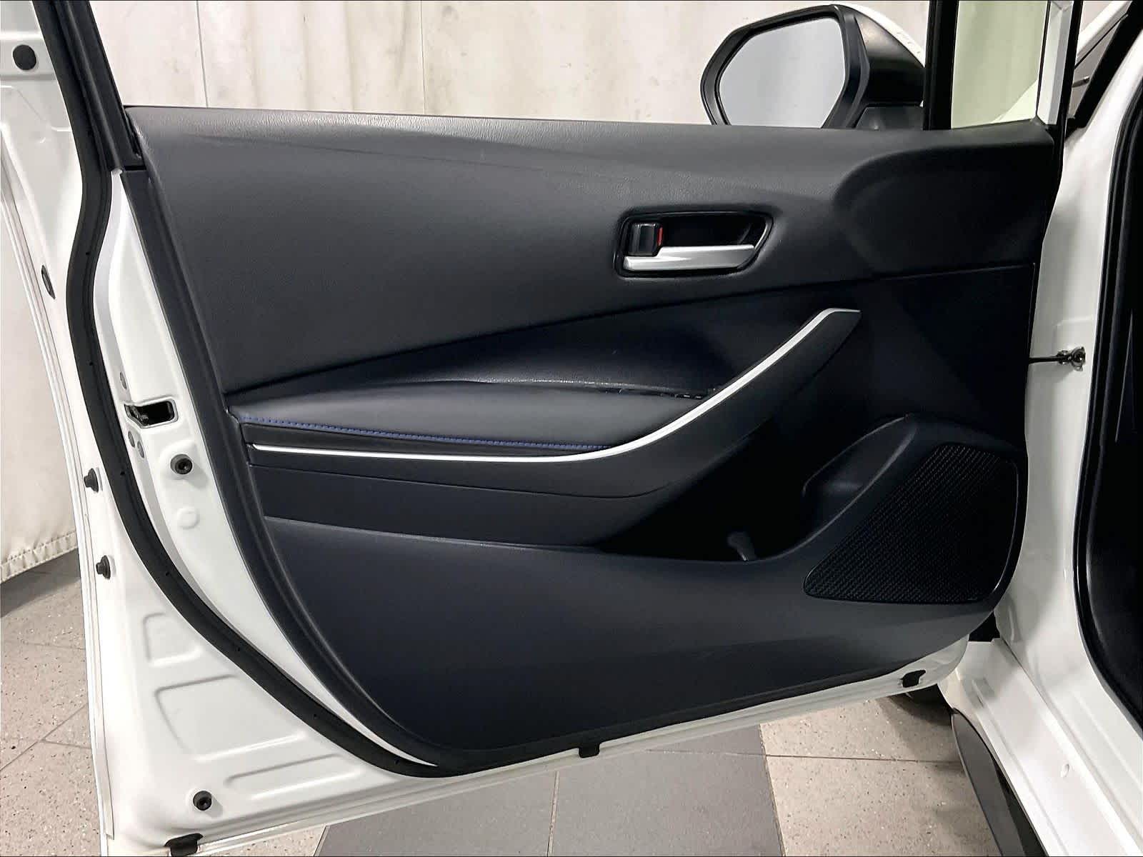 2021 Toyota Corolla SE - Photo 9