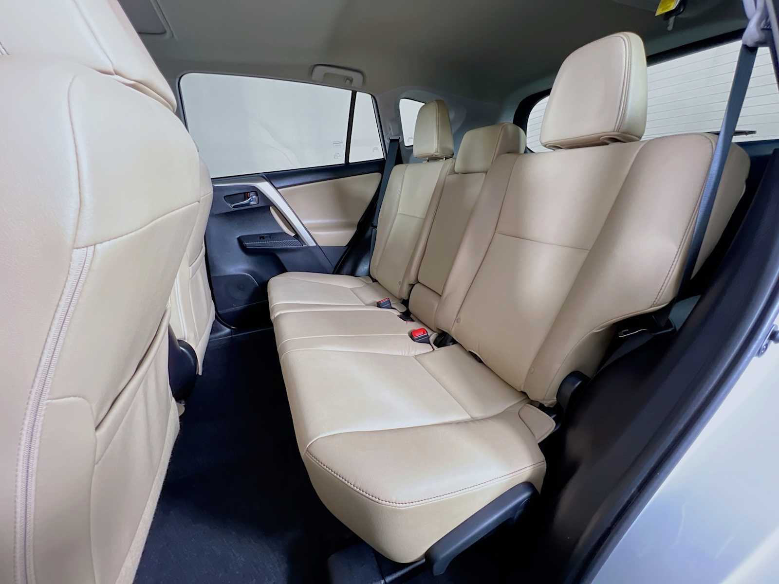 2015 Toyota RAV4 Limited - Photo 26
