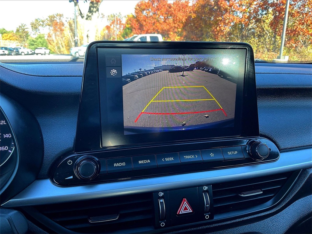 2023 Kia Forte LXS - Photo 18