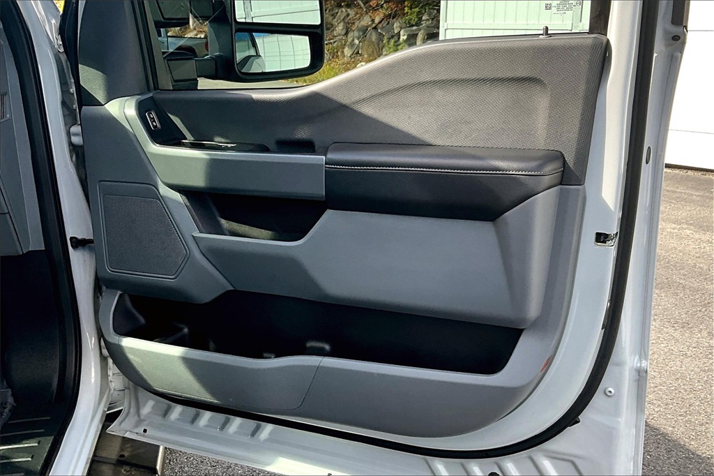 2023 Ford F-150 XL - Photo 11