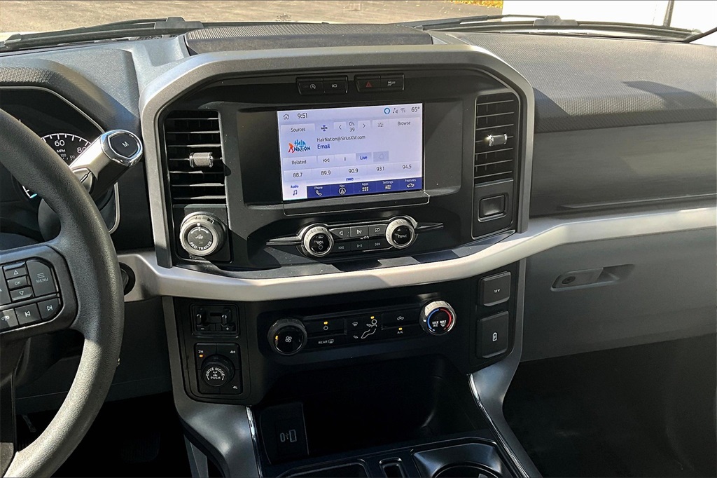 2023 Ford F-150 XL - Photo 17