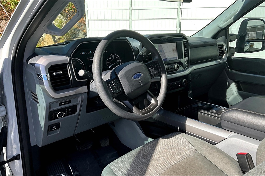 2023 Ford F-150 XL - Photo 7