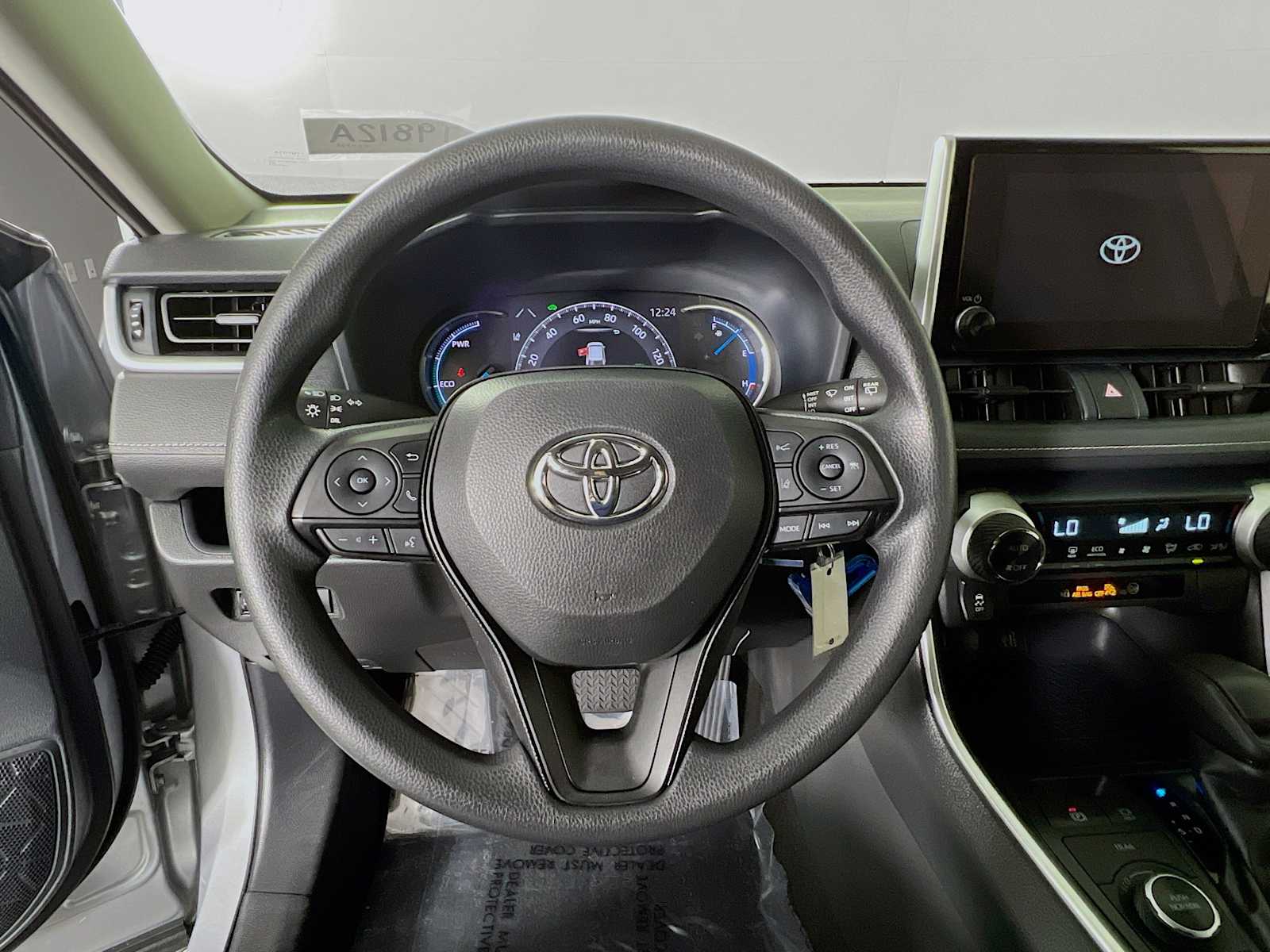 2024 Toyota RAV4 Hybrid LE - Photo 11