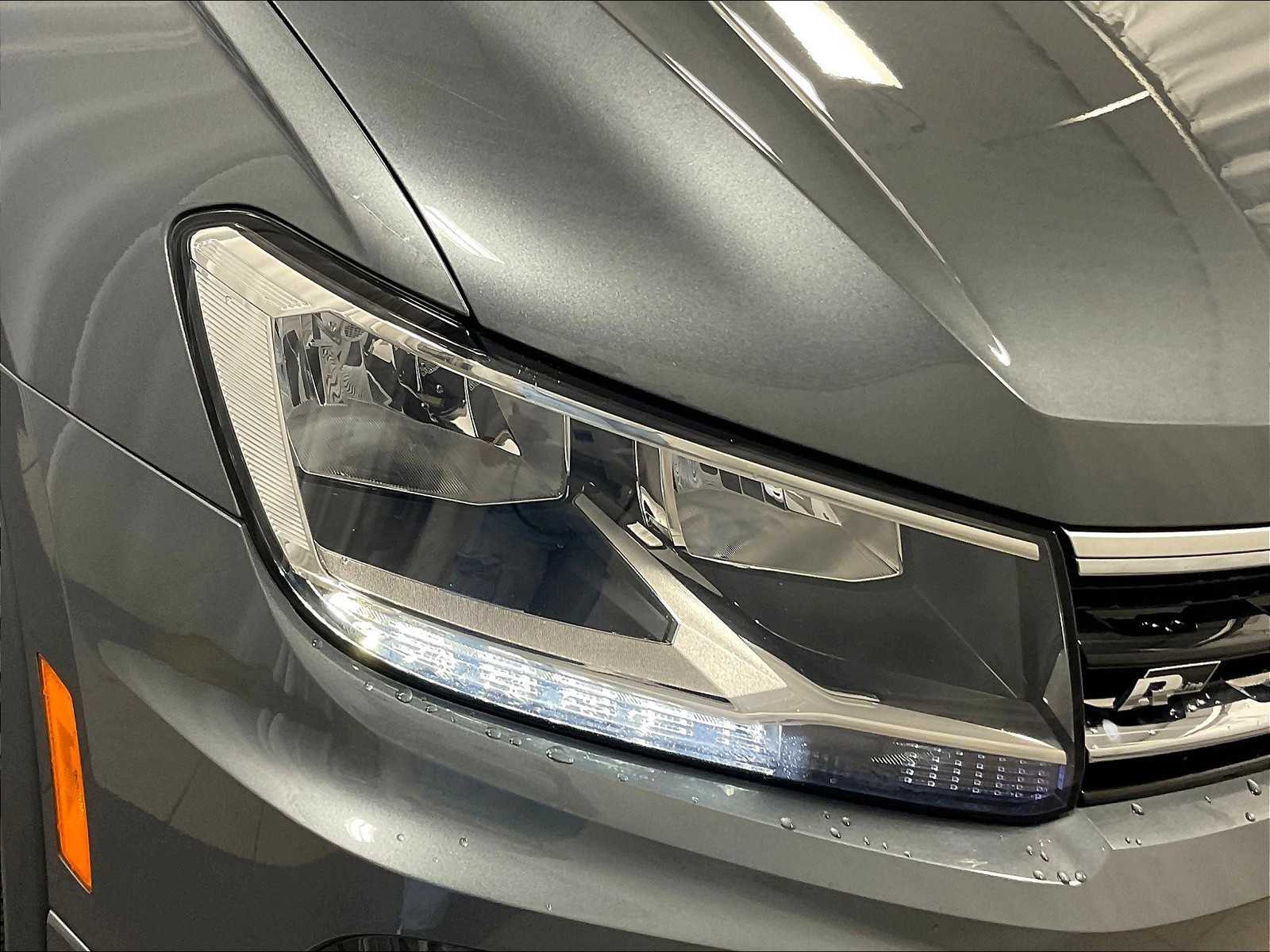 2021 Volkswagen Tiguan SE R-Line Black - Photo 33