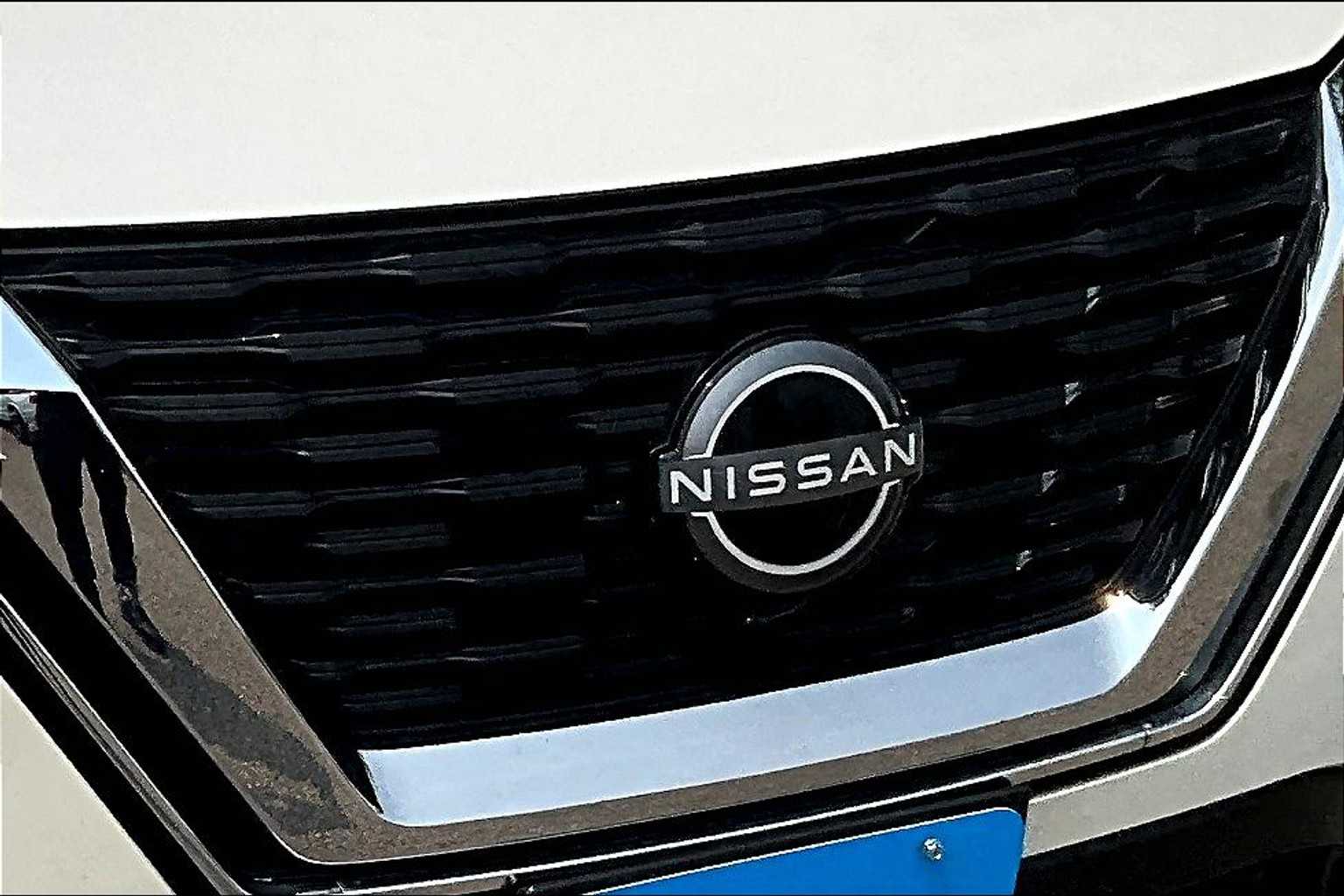 2023 Nissan Rogue SV - Photo 31
