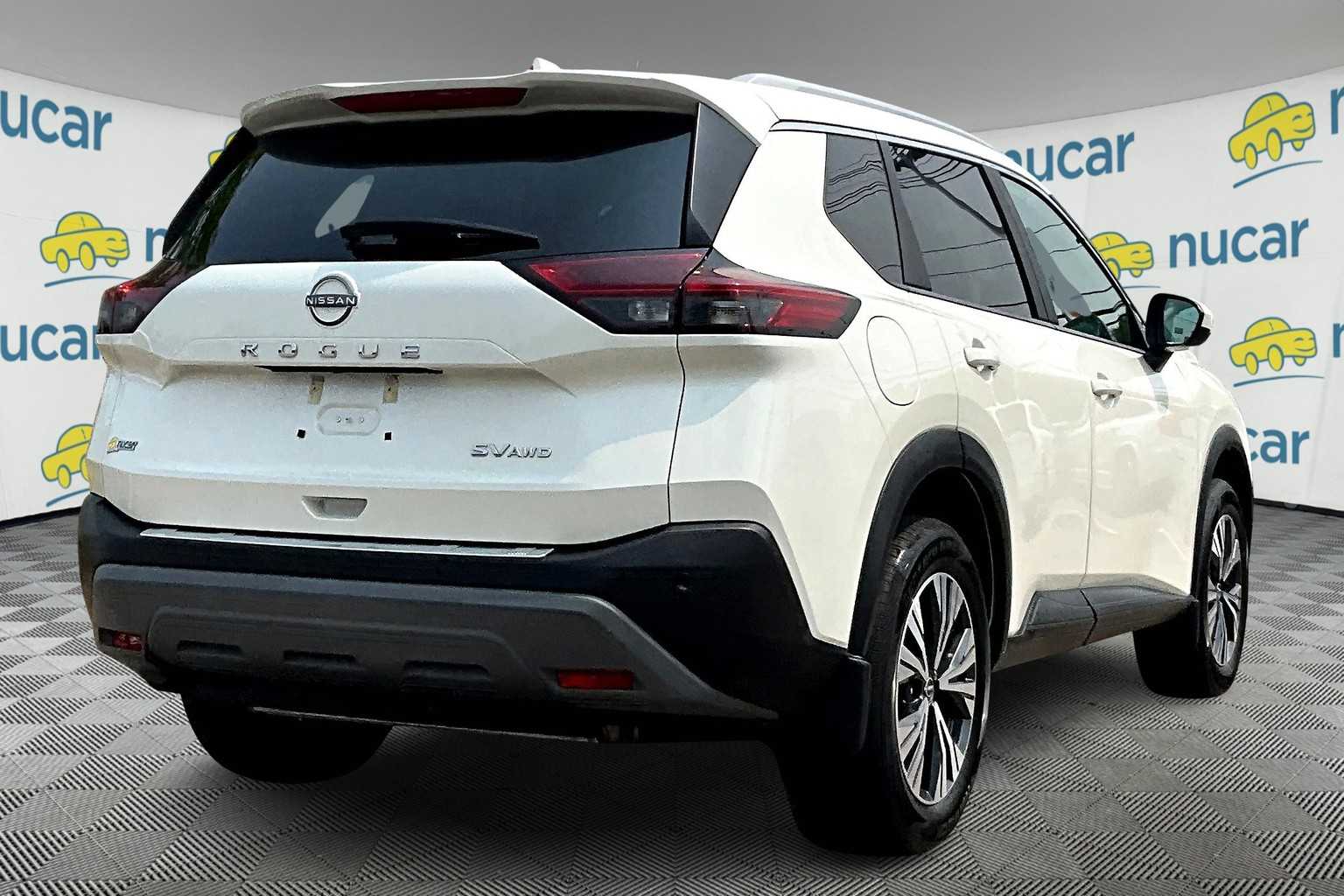 2023 Nissan Rogue SV - Photo 6