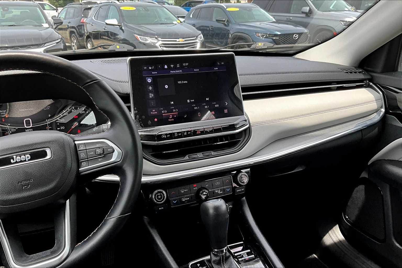 2022 Jeep Compass Limited - Photo 18