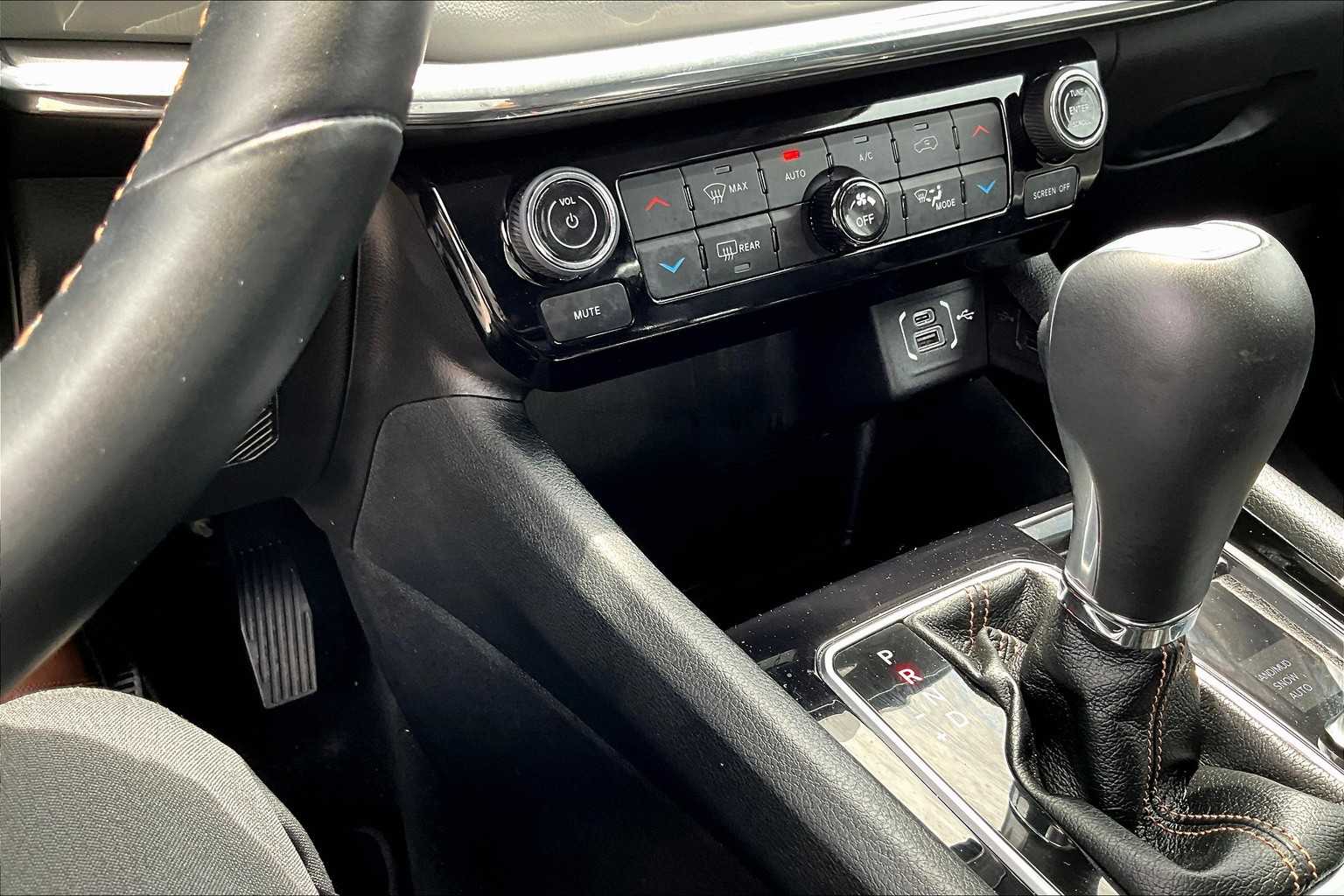 2022 Jeep Compass Limited - Photo 25