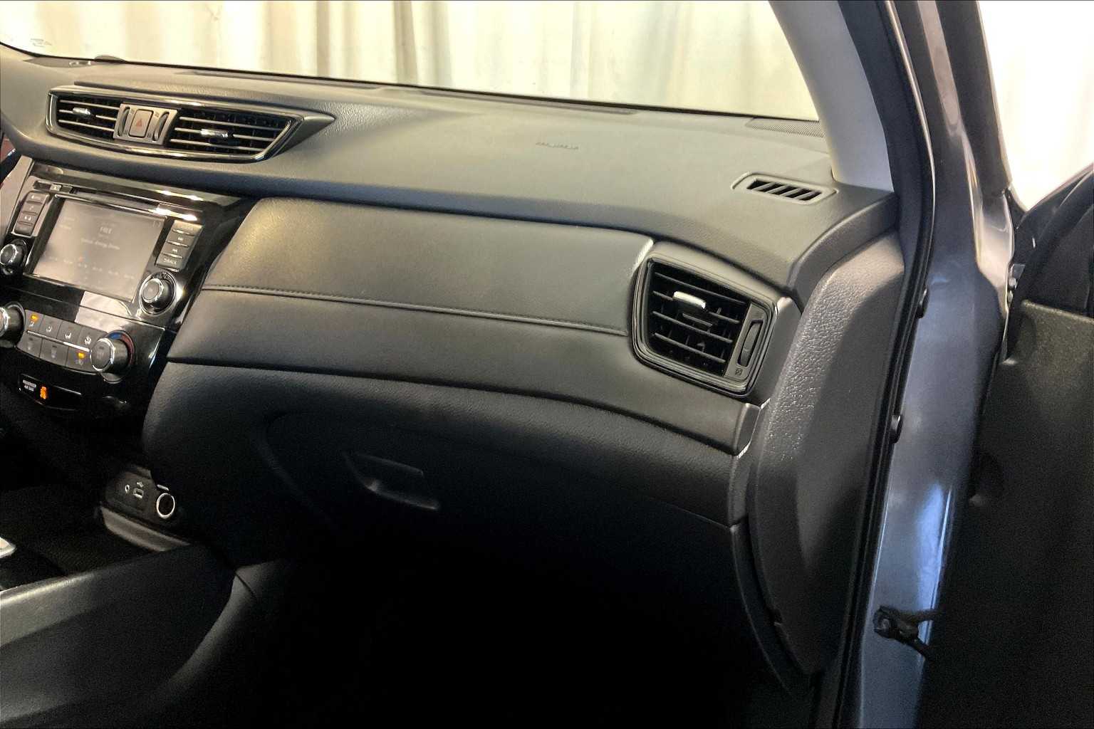 2020 Nissan Rogue S - Photo 13