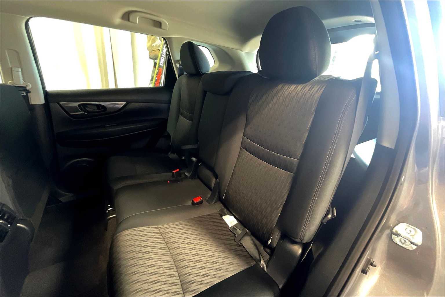 2020 Nissan Rogue S - Photo 15
