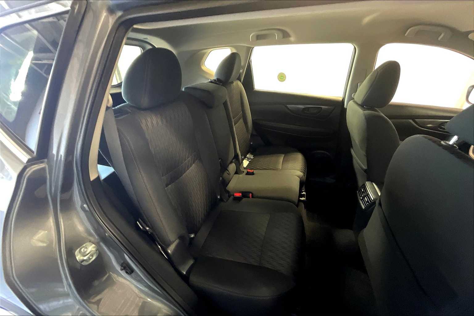 2020 Nissan Rogue S - Photo 16