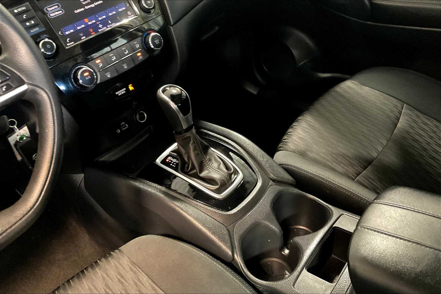 2020 Nissan Rogue S - Photo 20