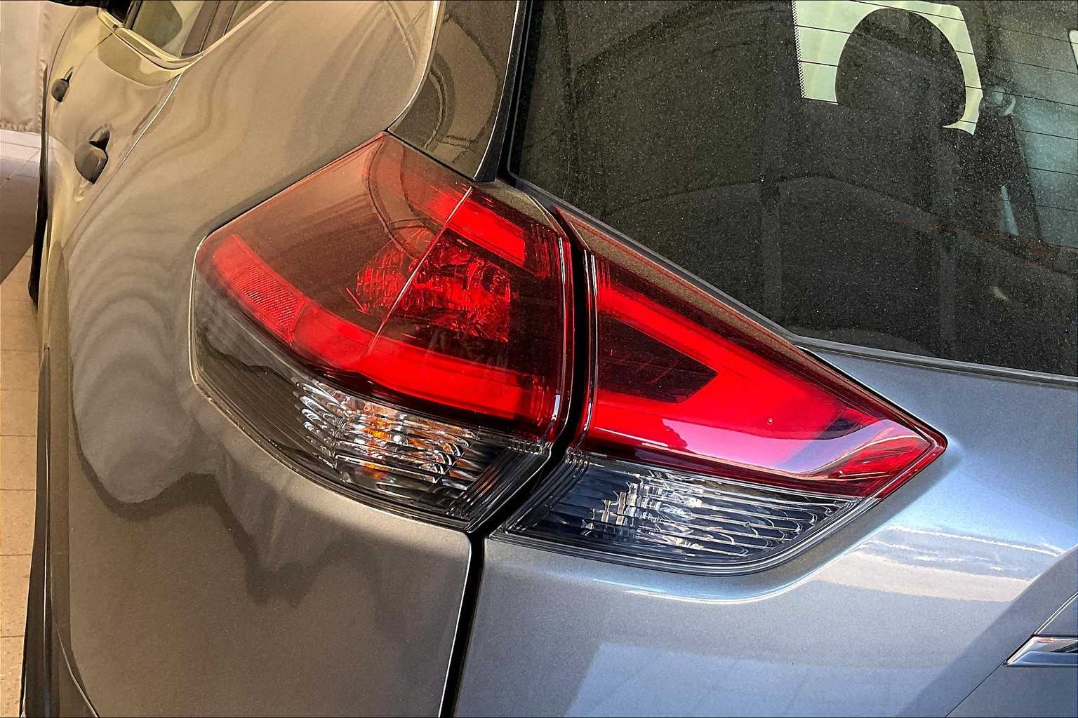 2020 Nissan Rogue S - Photo 33