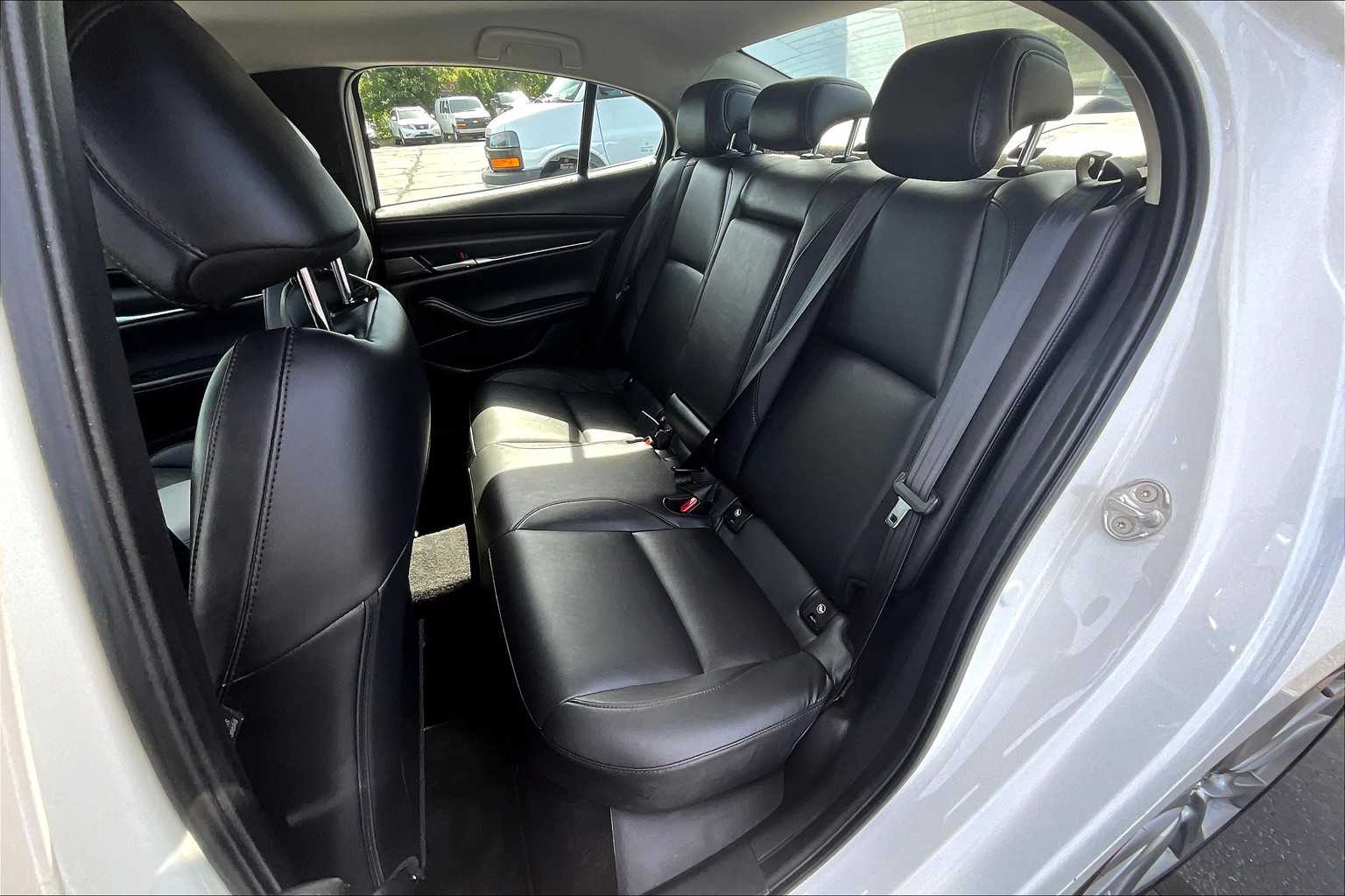 2021 Mazda MAZDA3 Select - Photo 14