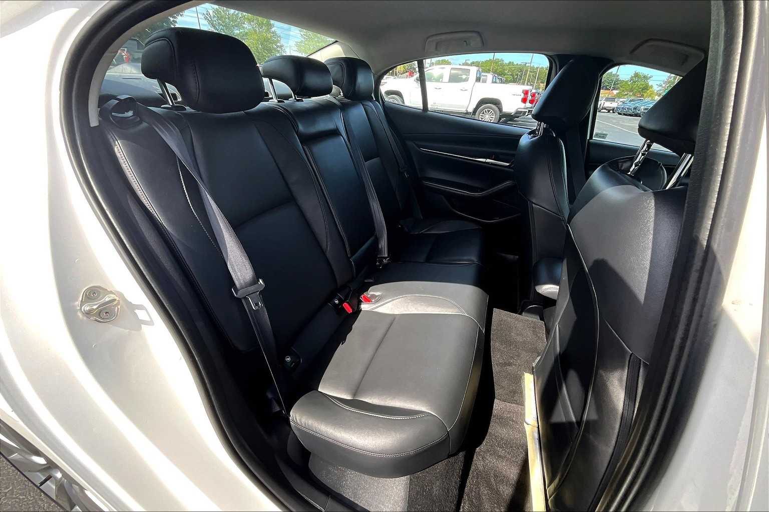 2021 Mazda MAZDA3 Select - Photo 15