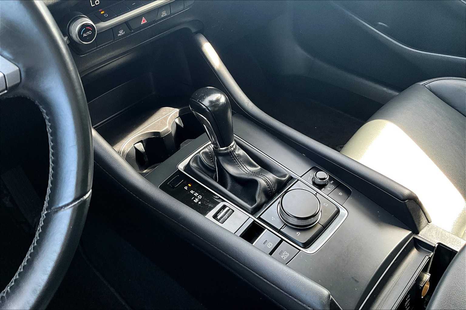 2021 Mazda MAZDA3 Select - Photo 19