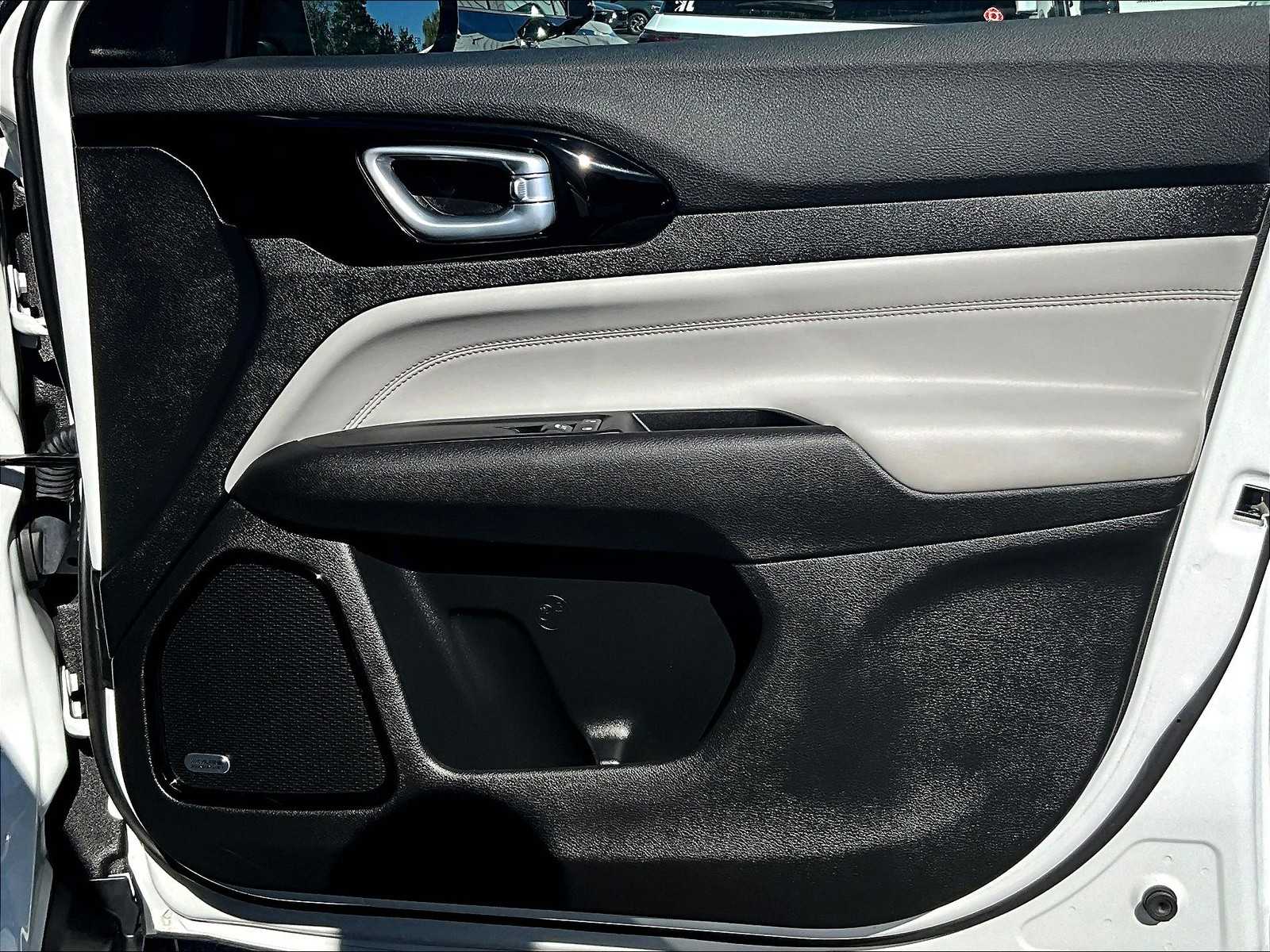 2022 Jeep Compass Limited - Photo 12