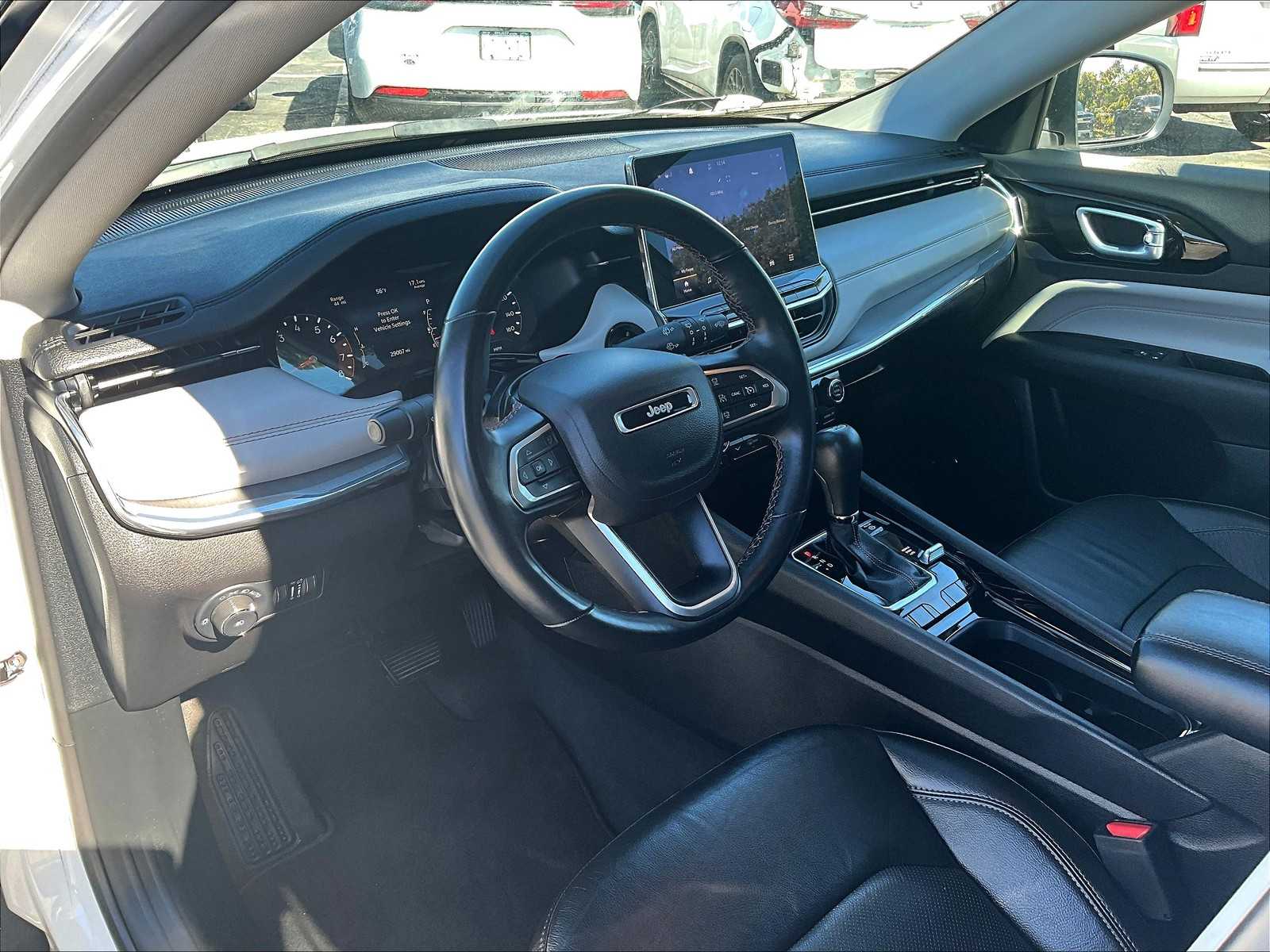 2022 Jeep Compass Limited - Photo 8
