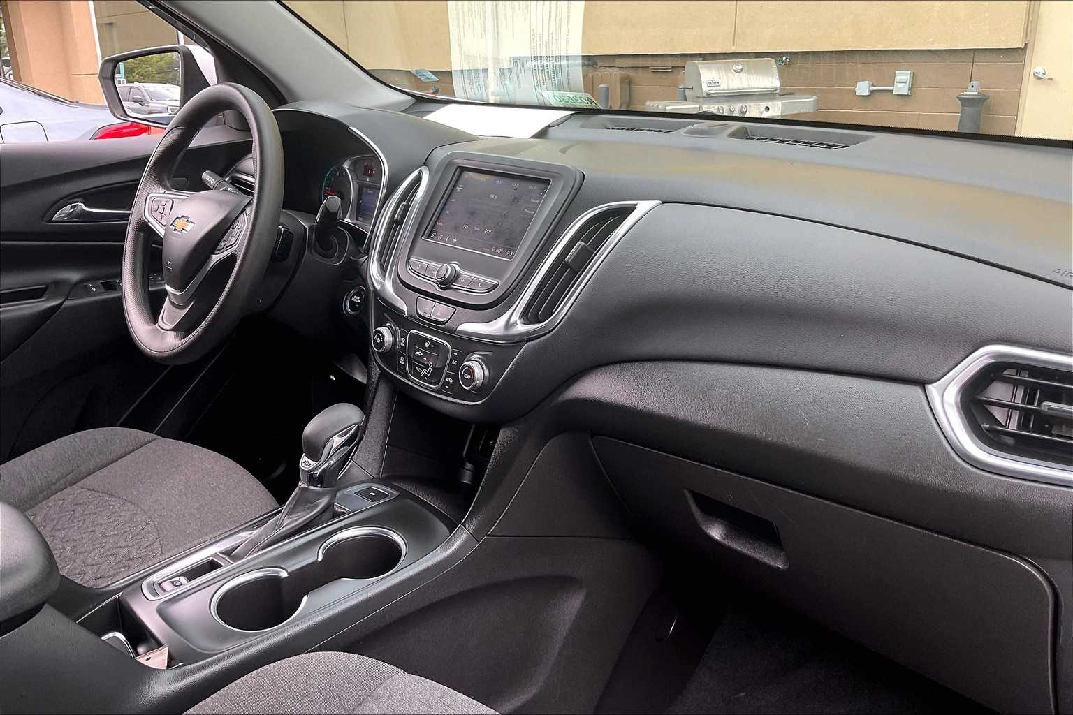 2022 Chevrolet Equinox LT - Photo 14