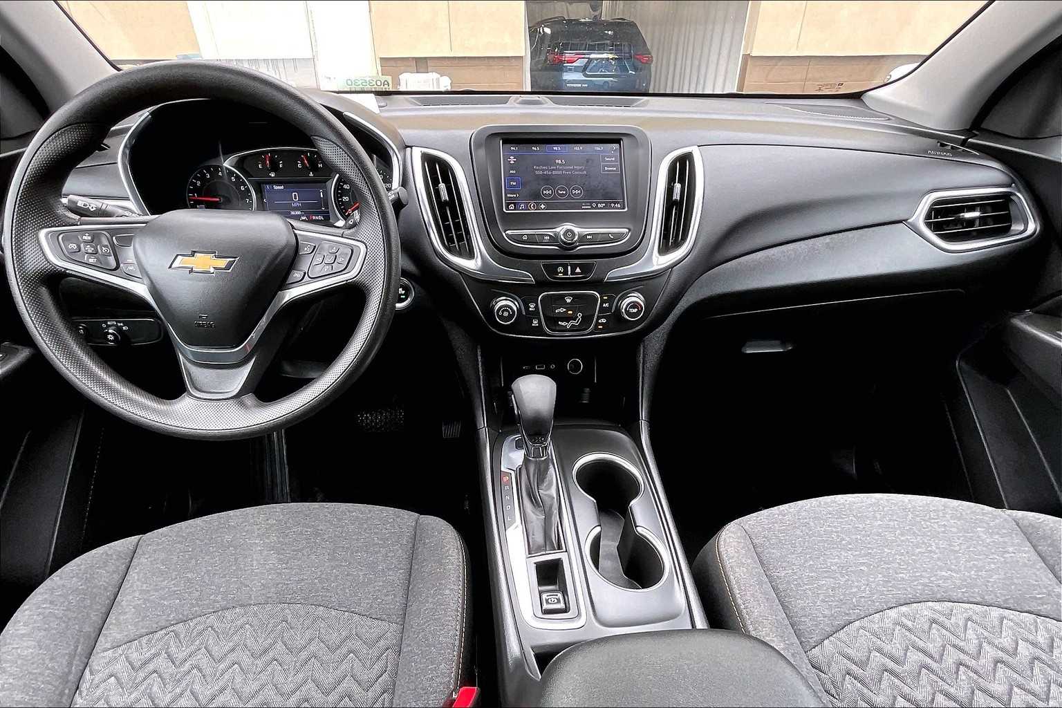 2022 Chevrolet Equinox LT - Photo 21