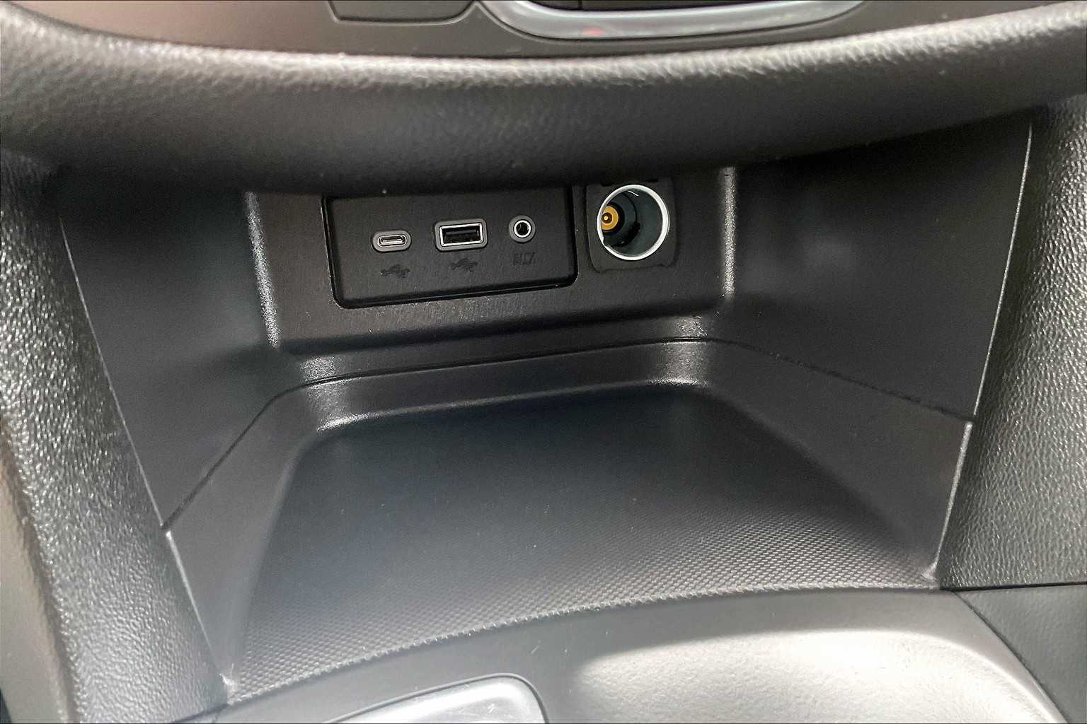 2022 Chevrolet Equinox LT - Photo 26