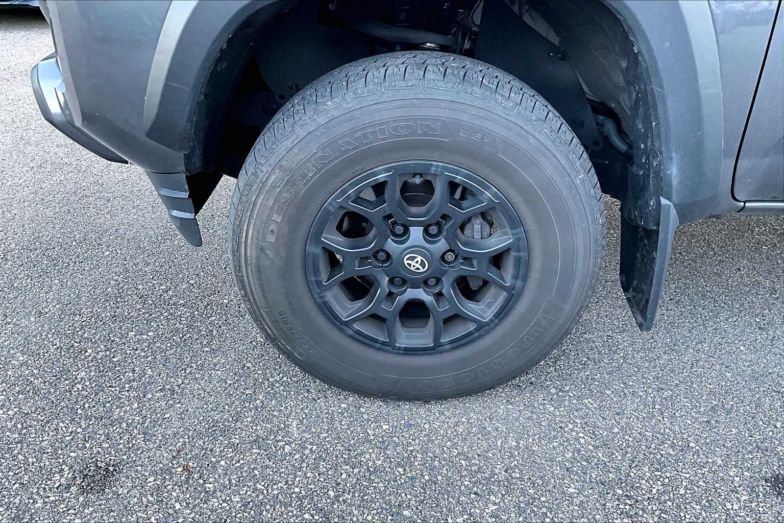 2023 Toyota Tacoma SR5 - Photo 4