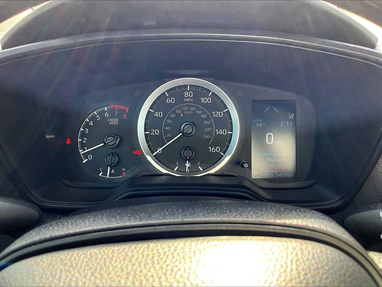 2022 Toyota Corolla LE - Photo 25