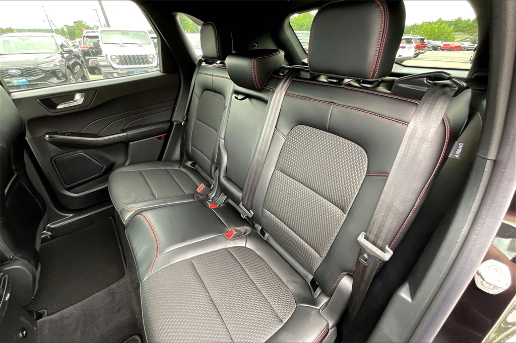 2025 Ford Escape Hybrid ST-Line Select - Photo 15