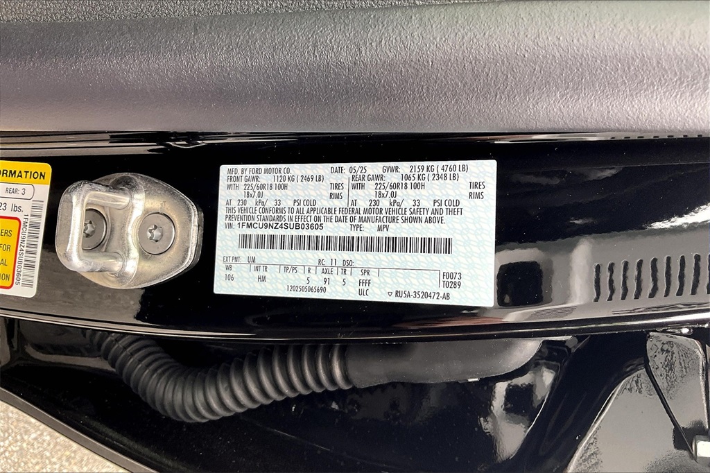 2025 Ford Escape Hybrid ST-Line Select - Photo 16
