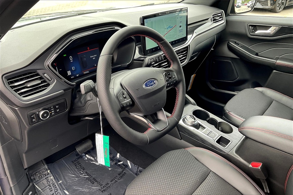 2025 Ford Escape Hybrid ST-Line Select - Photo 9